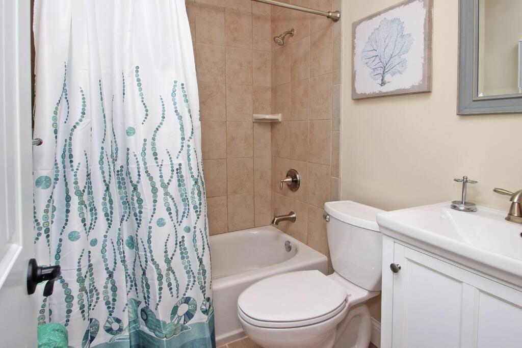 Cute 2 Bedroom, 2 Bath Condo At Folly Field Beach Île de Hilton-Head Extérieur photo