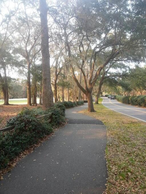 Cute 2 Bedroom, 2 Bath Condo At Folly Field Beach Île de Hilton-Head Extérieur photo